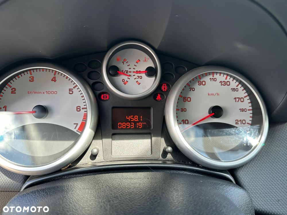 Peugeot 207 75 forever - 10