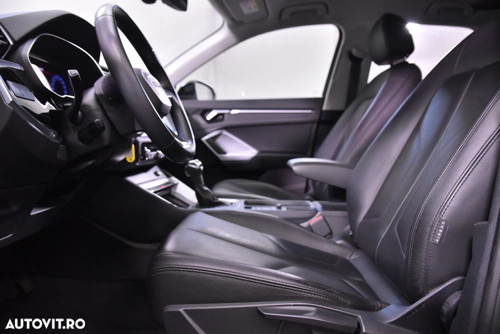 Audi Q3 - 22