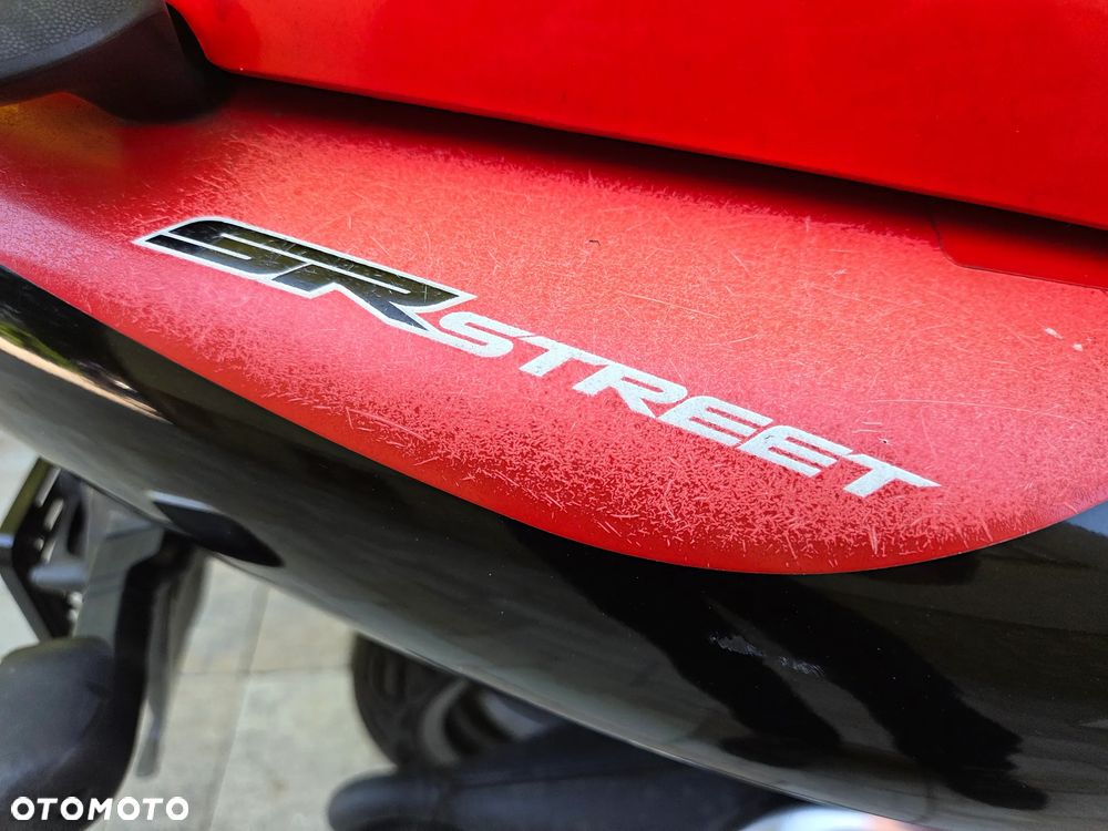 Aprilia SR - 15