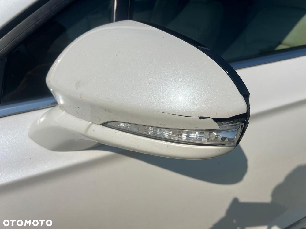 Ford Fusion - 7