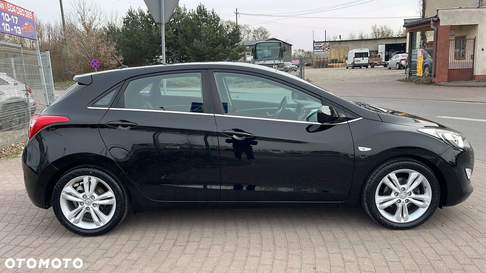 Hyundai i30 blue 1.6 GDI Style - 10