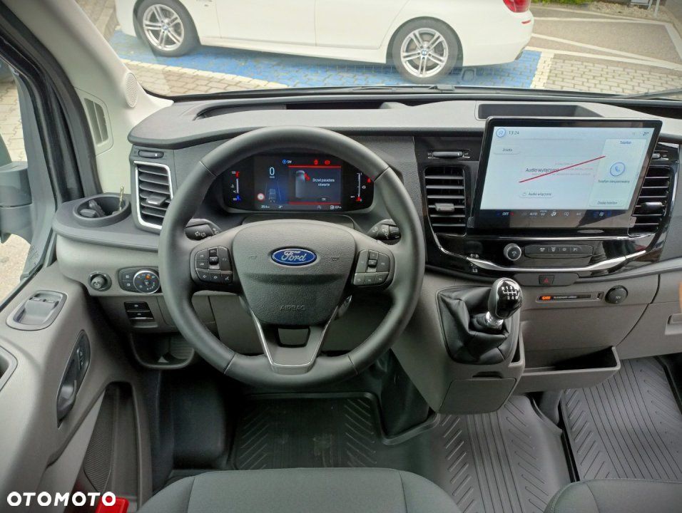Ford Transit - 13
