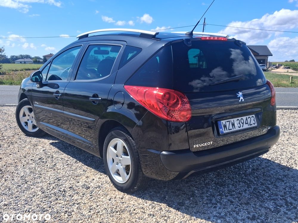 Peugeot 207 - 3