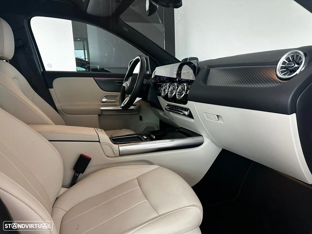 Mercedes-Benz EQA 300 4Matic Progressive - 14
