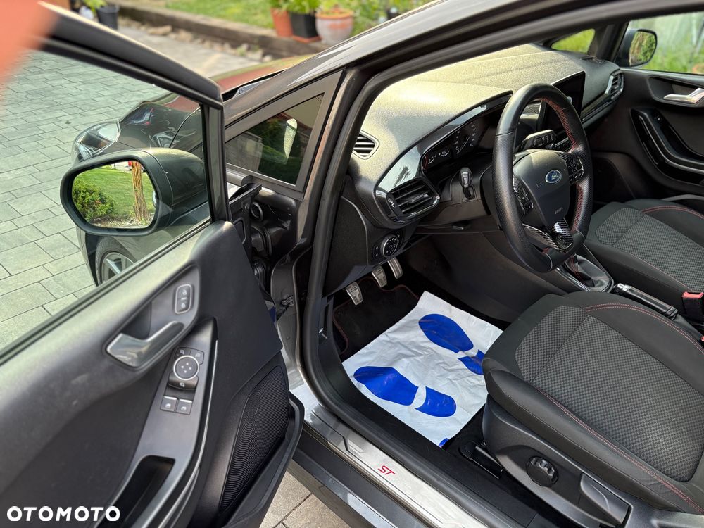 Ford Fiesta 1.0 EcoBoost S&S ST-LINE - 22