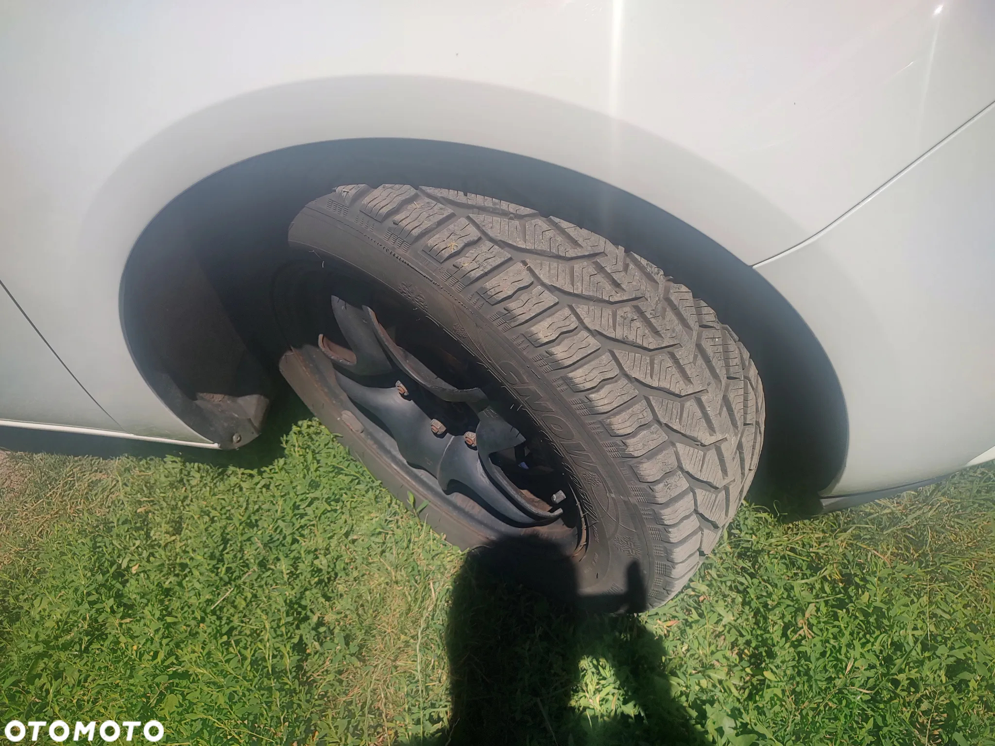 Opel Astra IV GTC 1.4 T Sport - 4
