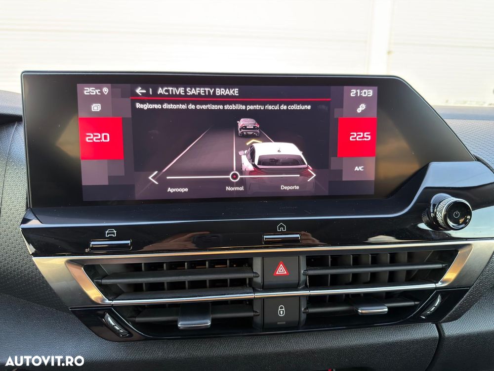 Citroën C4 PureTech 155 Stop&Start EAT8 SHINE - 26