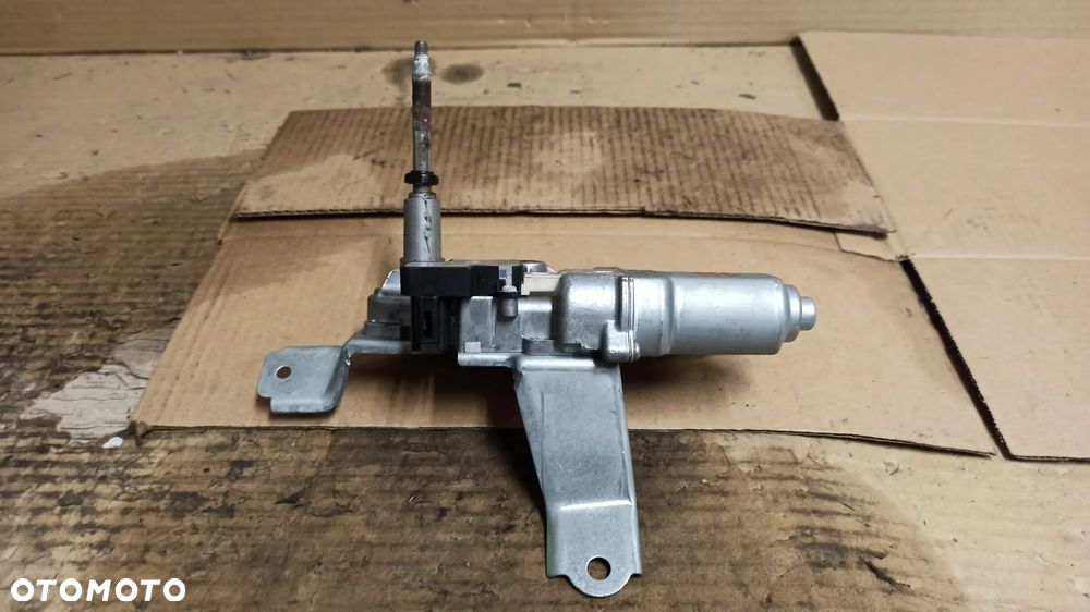 #  SILNICZEK WYCIERACZKI TYŁ MAZDA 2 - 3