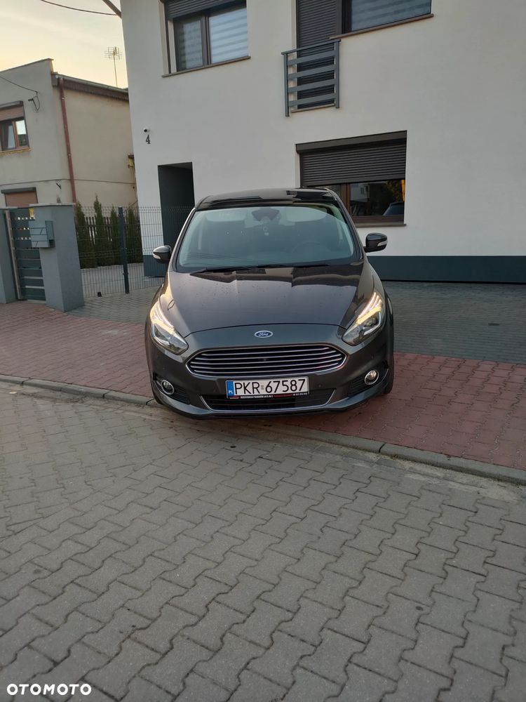Ford S-Max 2.0 TDCi Titanium PowerShift - 7