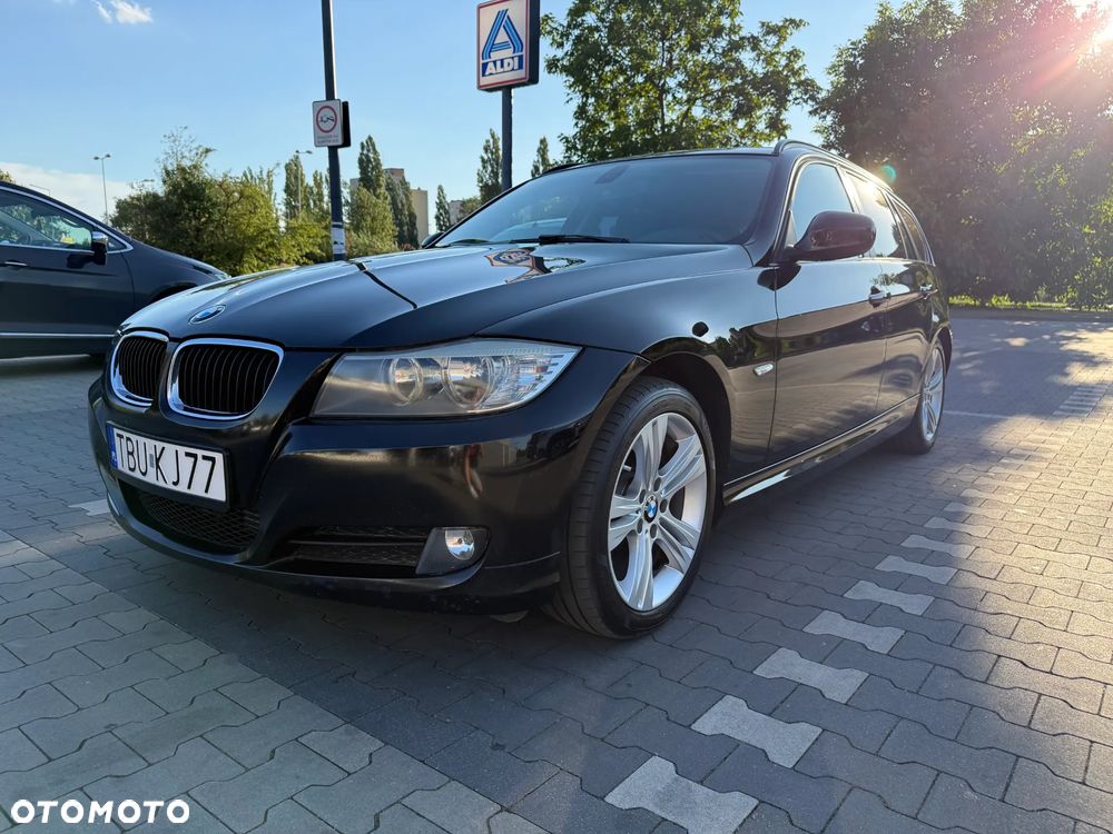 BMW Seria 3 320d DPF - 1