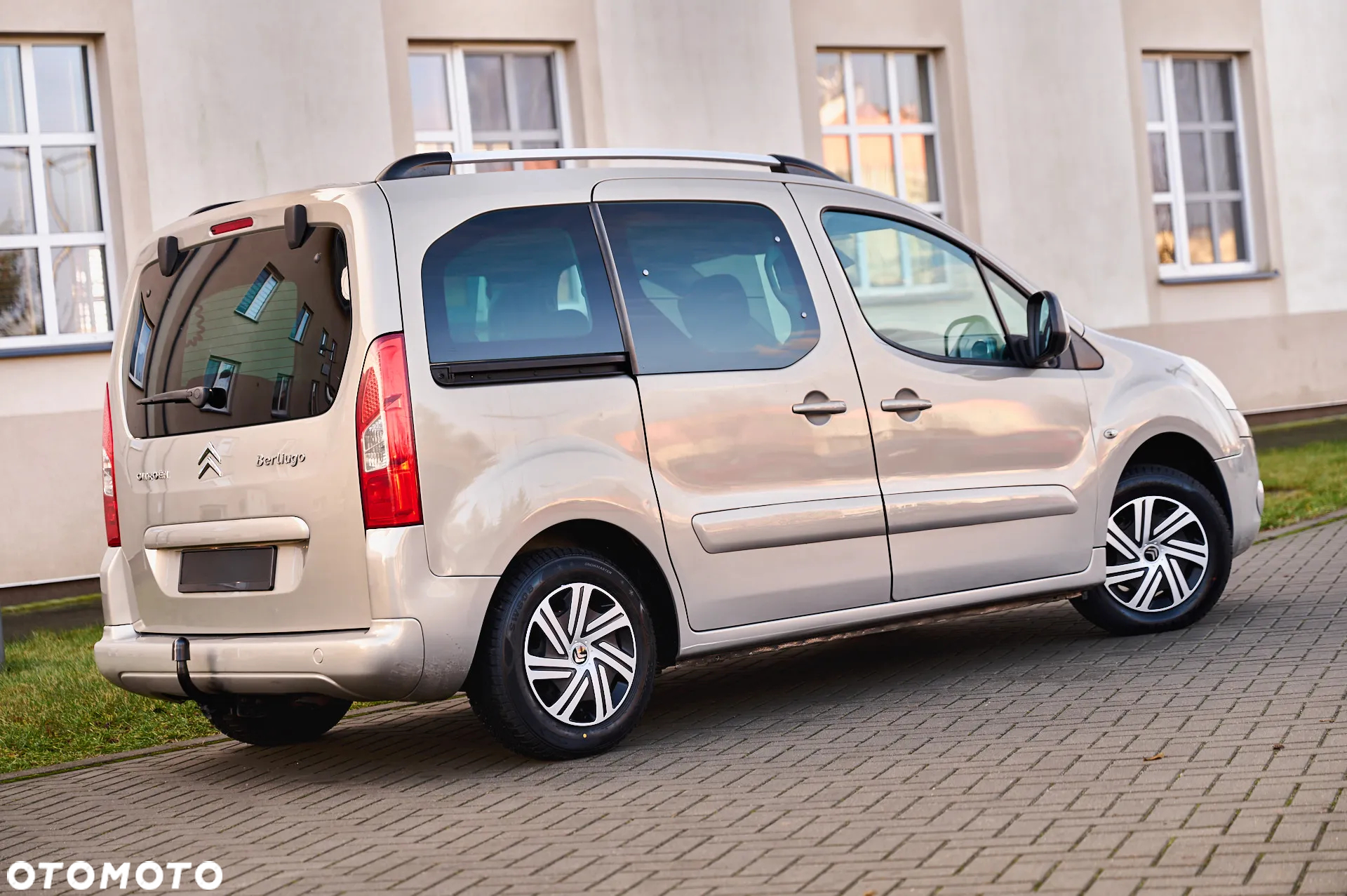 Citroën Berlingo II 1.6 HDi Multispace Plus - 22
