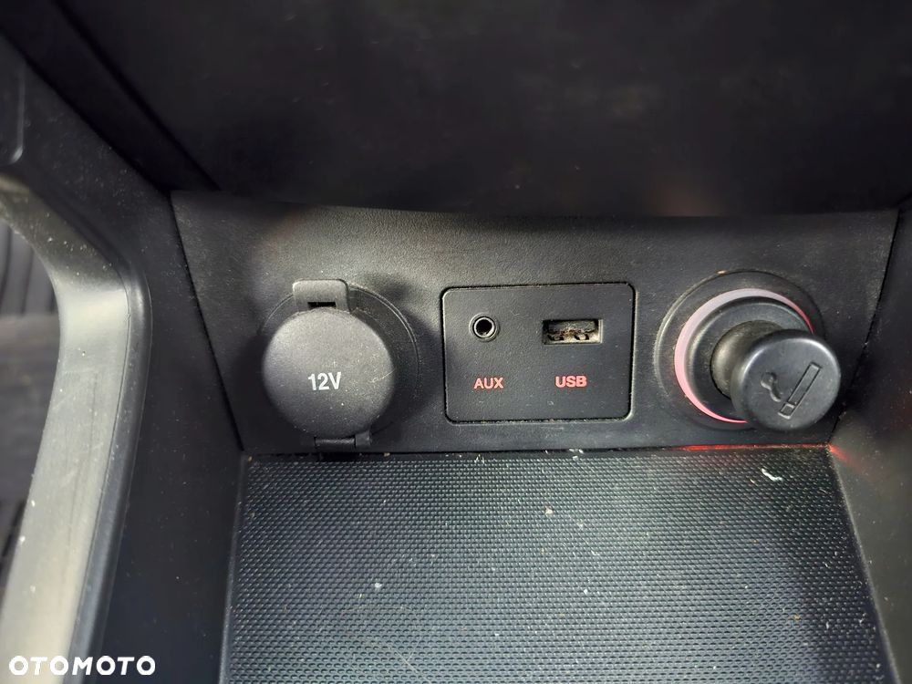 Kia Ceed - 27