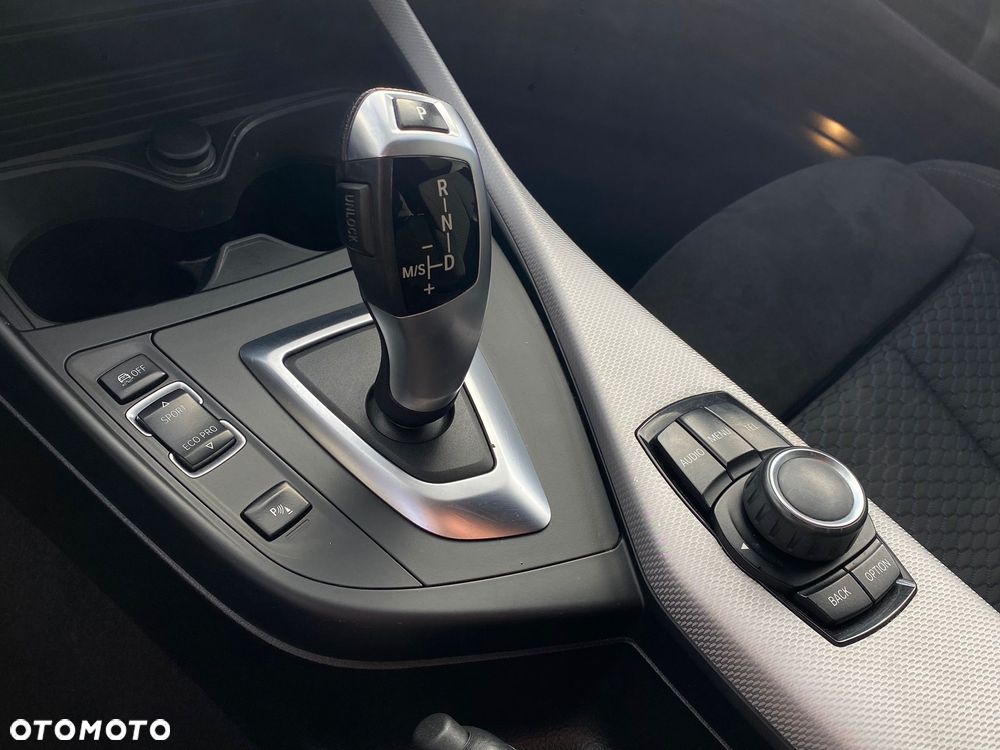 BMW Seria 1 118i GPF M Sport Shadow - 18