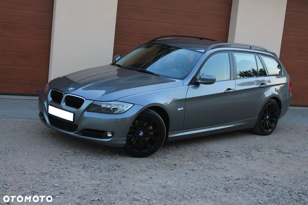 BMW Seria 3 318d DPF Edition Exclusive - 1