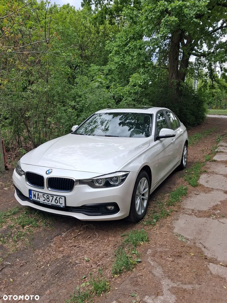 BMW Seria 3 320i xDrive - 1