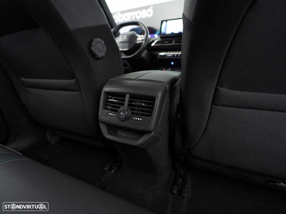 Peugeot 3008 1.6 Hybrid Allure e-EAT8 - 39