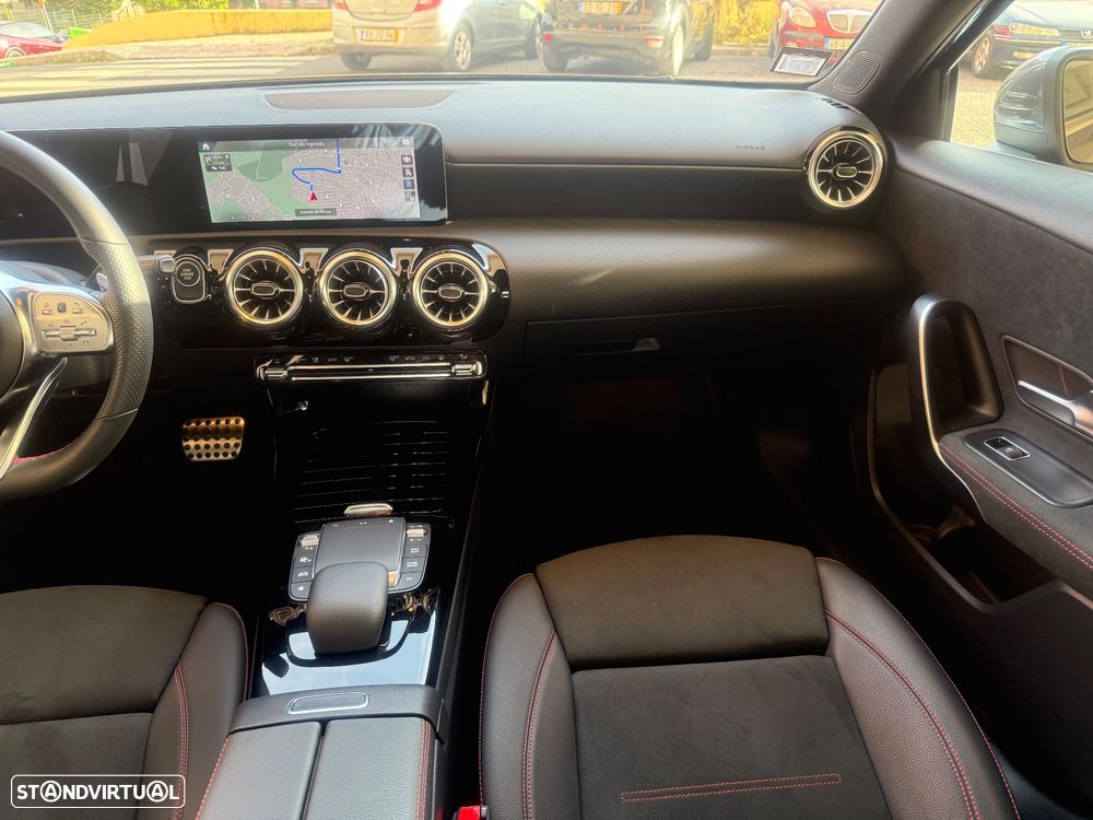 Mercedes-Benz A 250 e AMG Line - 30