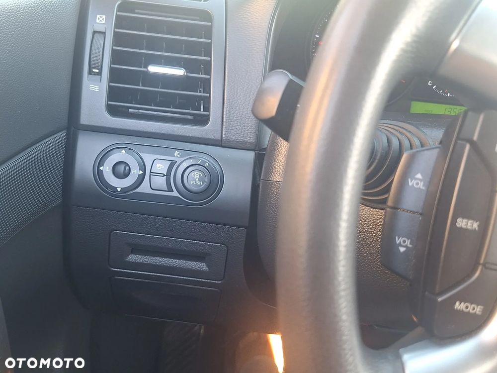 Chevrolet Captiva 2.0 2WD 5 Sitzer LS - 12
