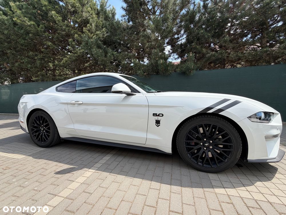 Ford Mustang 5.0 V8 GT - 4