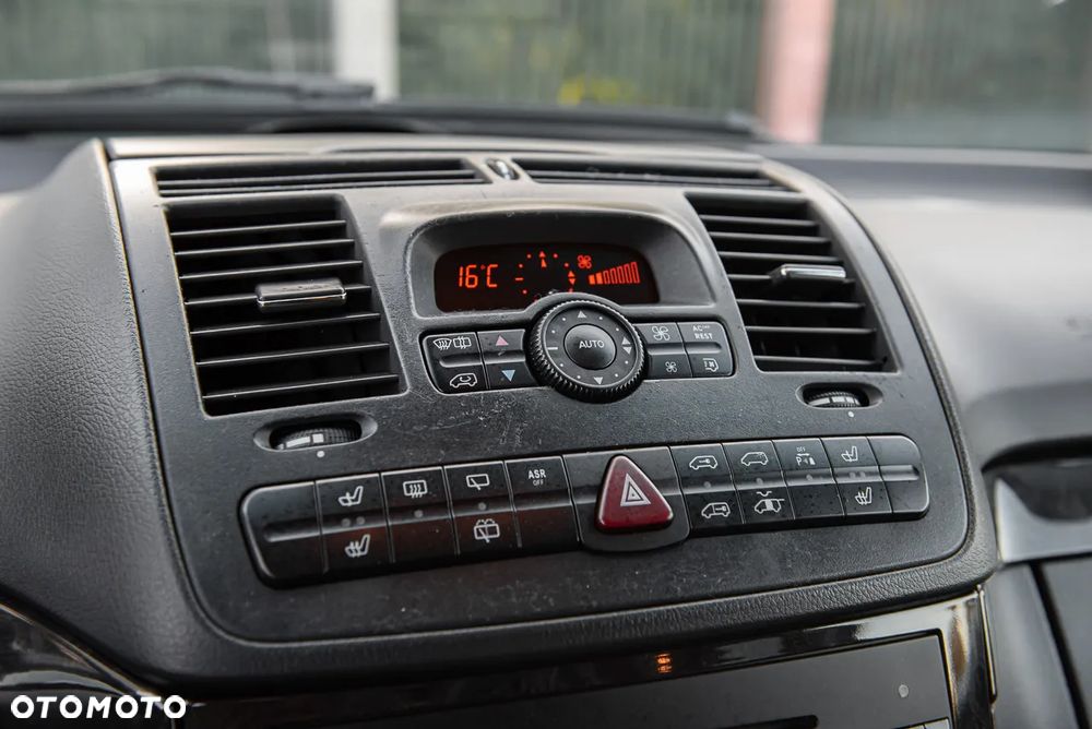 Mercedes-Benz Viano 3.0 CDI DPF lang Automatik Trend - 17