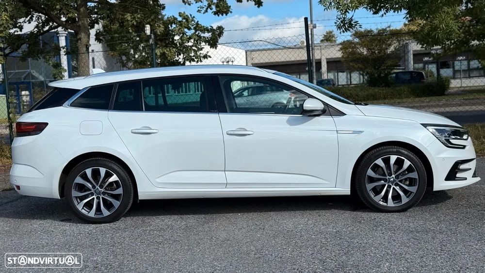 Renault Mégane Sport Tourer 1.6 E-Tech Plug-In Intens - 2