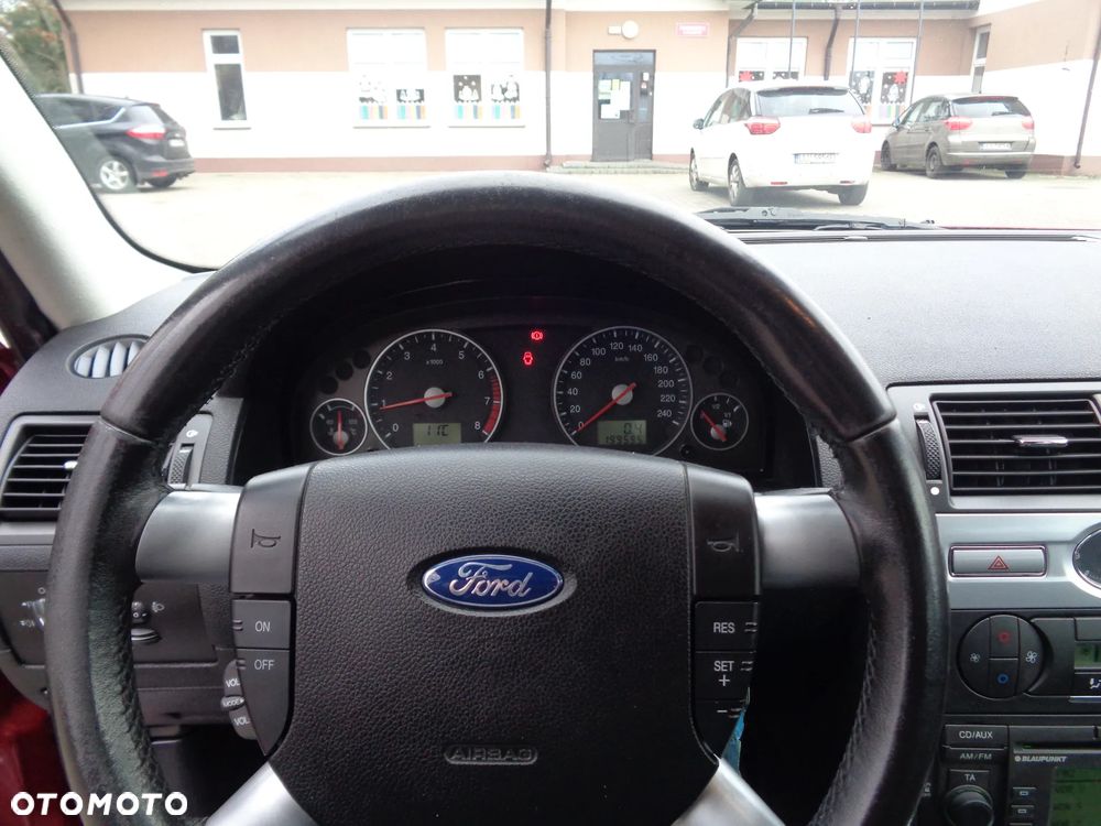 Ford Mondeo 2.0 Ghia Executive - 14