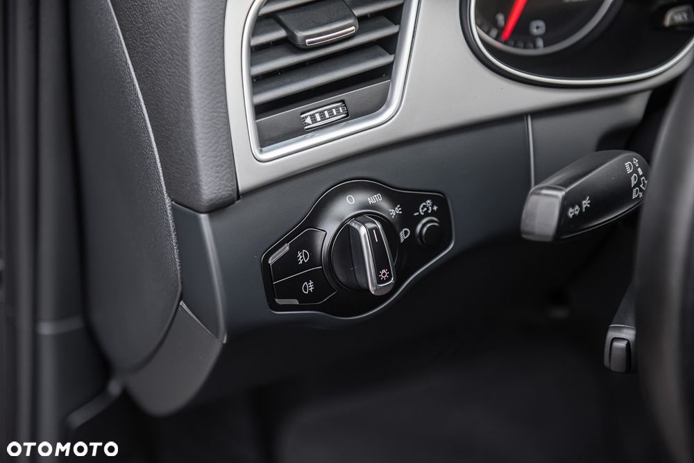 Audi A4 Allroad - 11