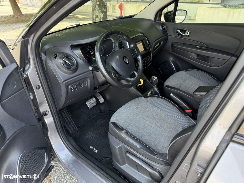 Renault Captur 1.5 dCi Exclusive XMOD EDC - 12