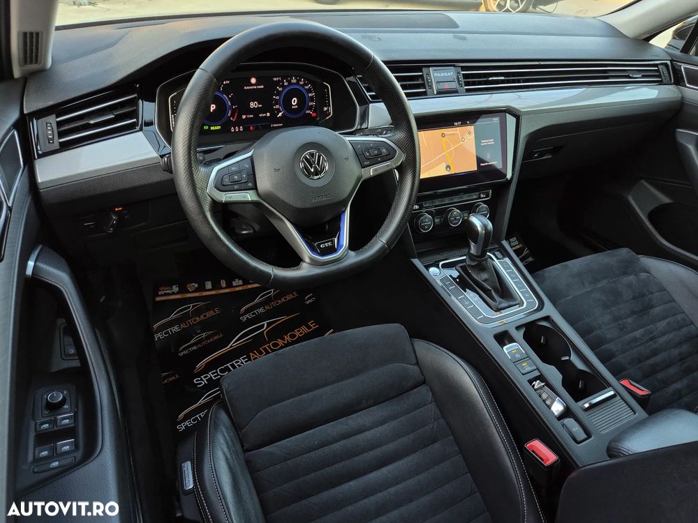 Volkswagen Passat - 15