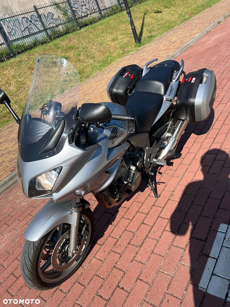 Honda CBF - 3