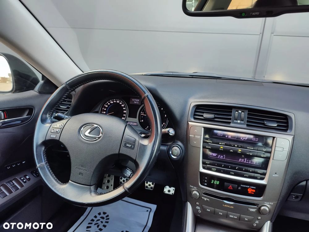 Lexus IS 220 D Comfort - 19