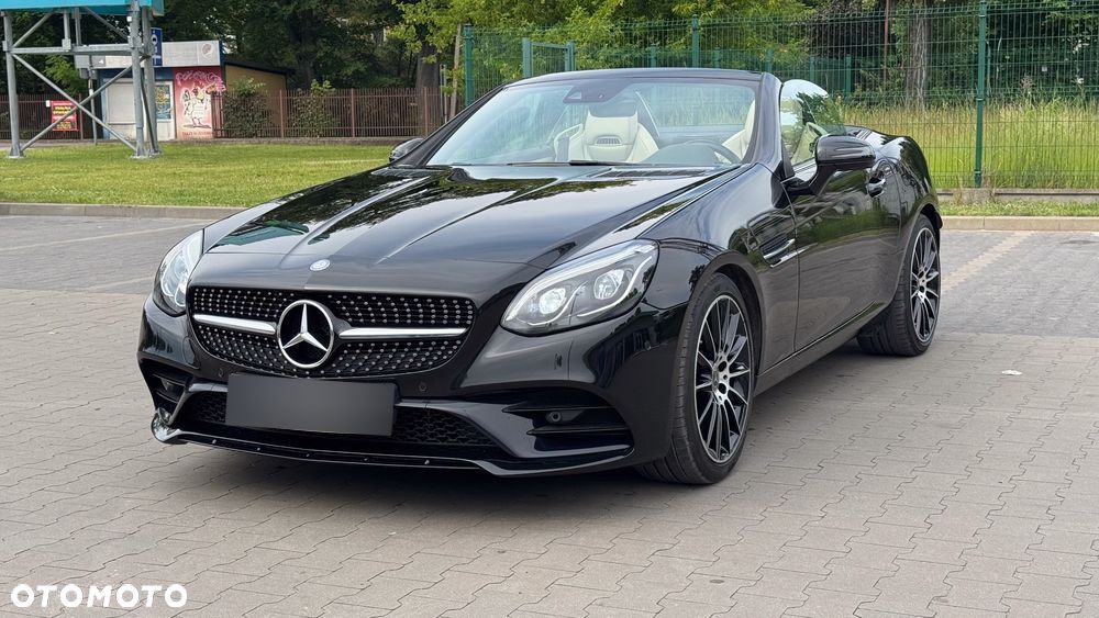 Mercedes - Benz SLC