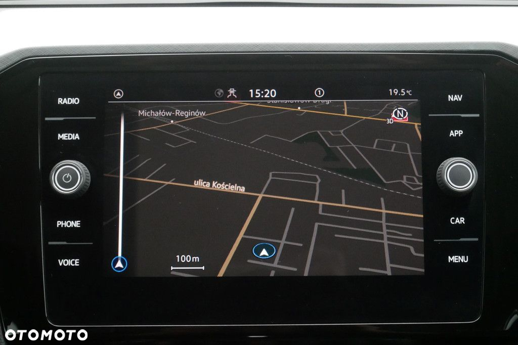 Volkswagen Passat 2.0 TSI Business DSG - 20
