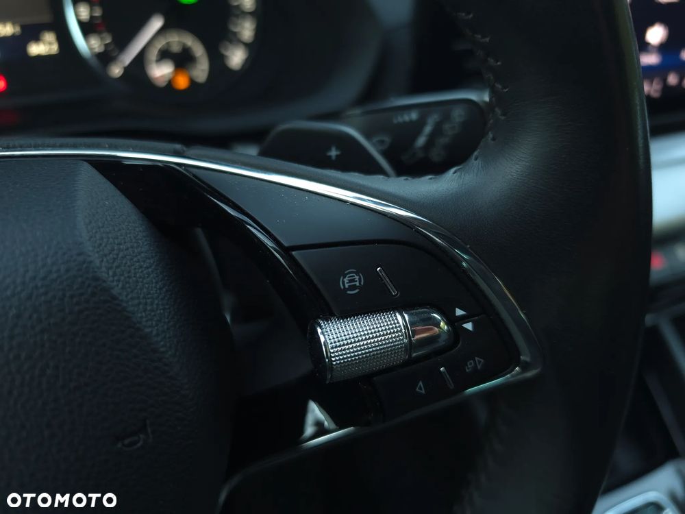 Skoda Octavia 1.5 TSI e-Tec Ambition DSG - 21