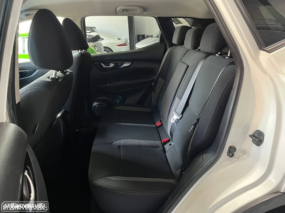Nissan Qashqai 1.5 dCi Acenta C/Barras de Tejadilho - 13