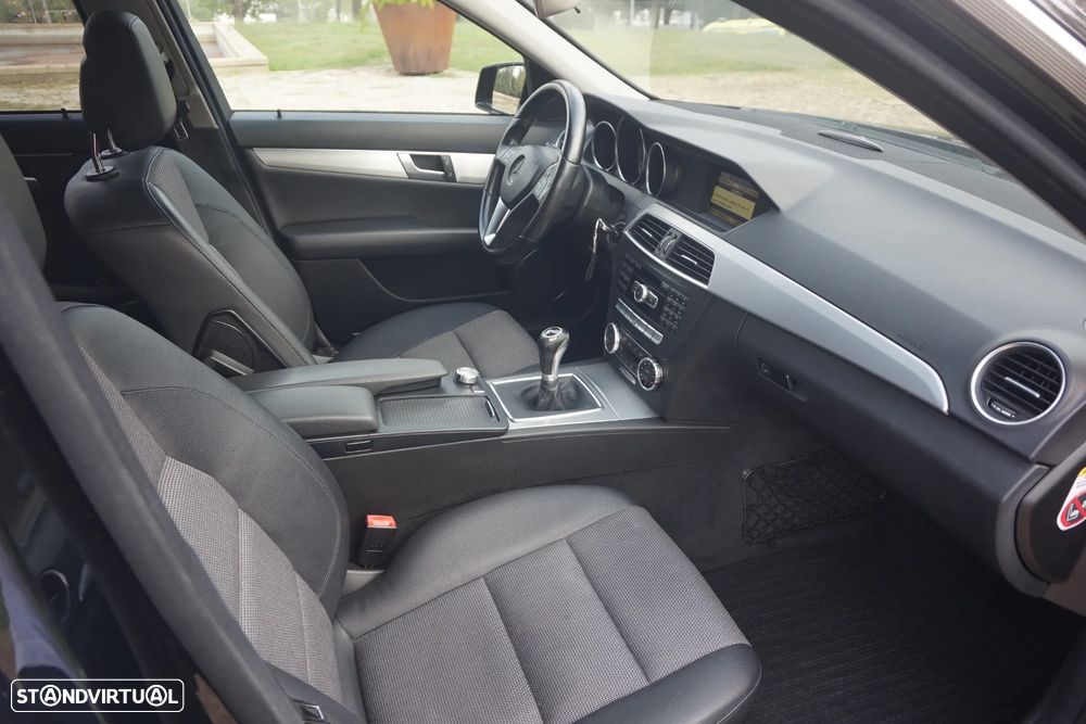 Mercedes-Benz C 220 Station CDI DPF Avantgarde - 14