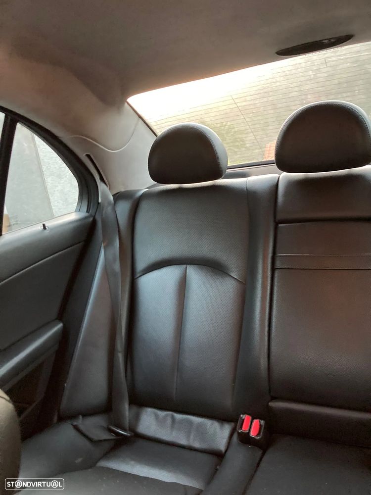 Mercedes-Benz E 220 CDI Executive II Aut. - 8