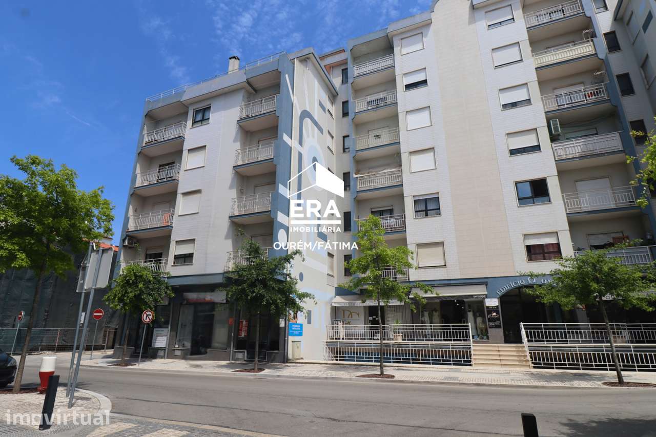 Loja com 32m2 no centro da Cidade de Ourém - Grande imagem: 2/16