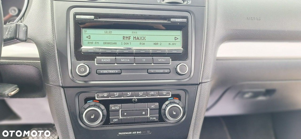 Volkswagen Golf - 15