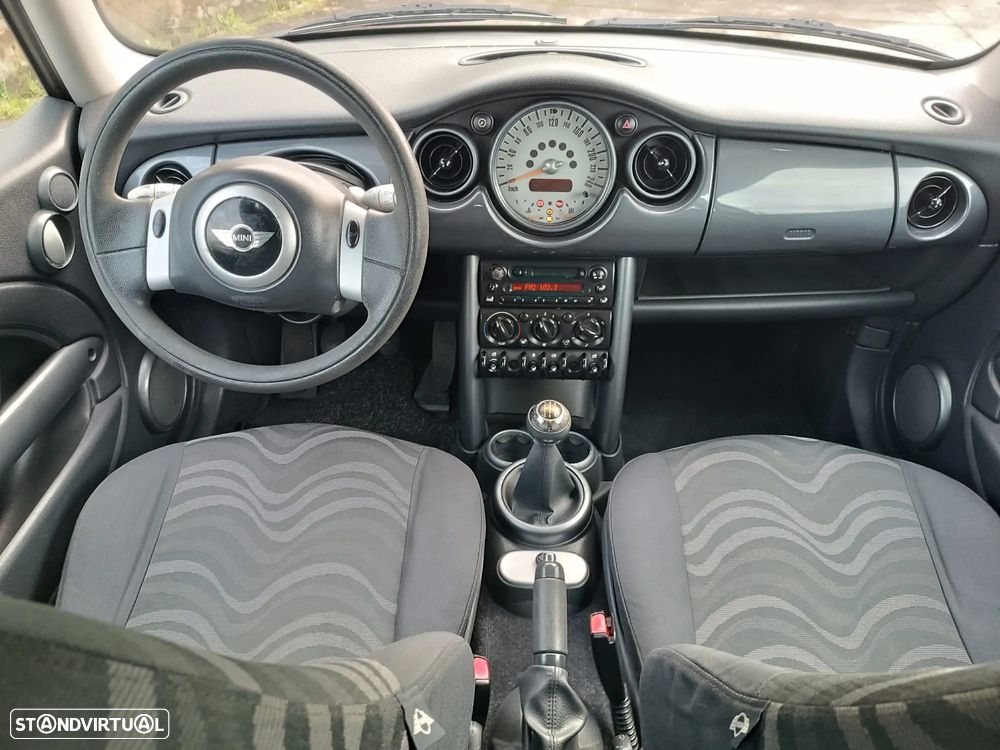 MINI 3 Portas One 1.6 - 11