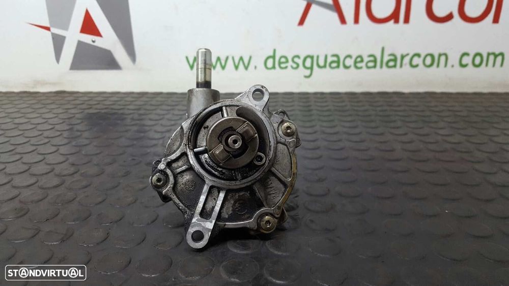 DEPRESSOR TRAVÕES / BOMBA DE VÁCUO MERCEDES SPRINTER 02.00 -> CAJA ABIERTA 416... - 2