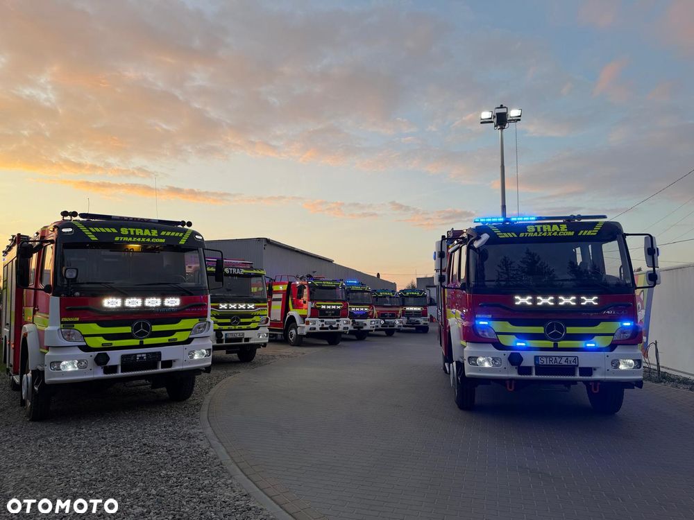Mercedes-Benz Atego GBA 4x4 Wóz Strażacki 3t wody, Wysokie prześwity, Maszt oświetleniowy, wysokie kąty natarcia, szybkie natarcie, Straż Pożarna - 1