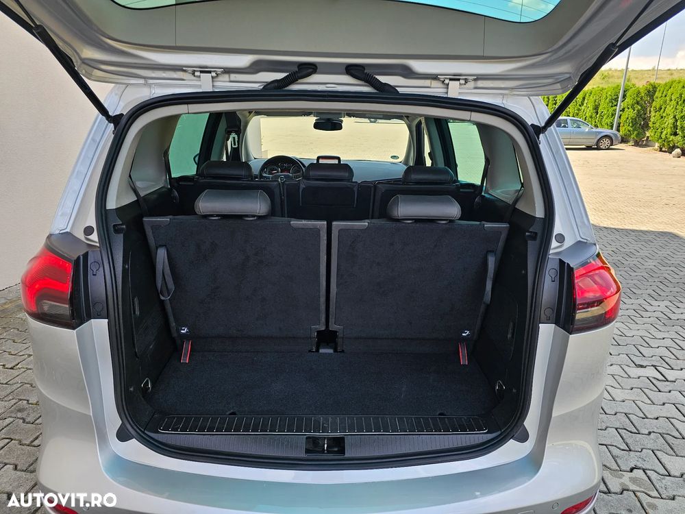 Opel Zafira Tourer 2.0 CDTI ECOFLEX Start/Stop Innovation - 17