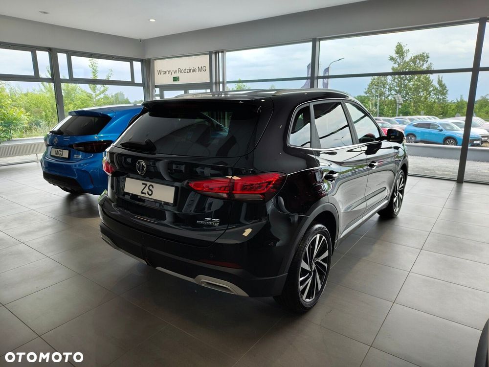 MG ZS Hybrid+ - 9