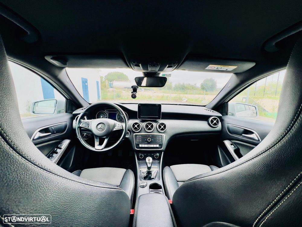 Mercedes-Benz A 160 d Style - 21