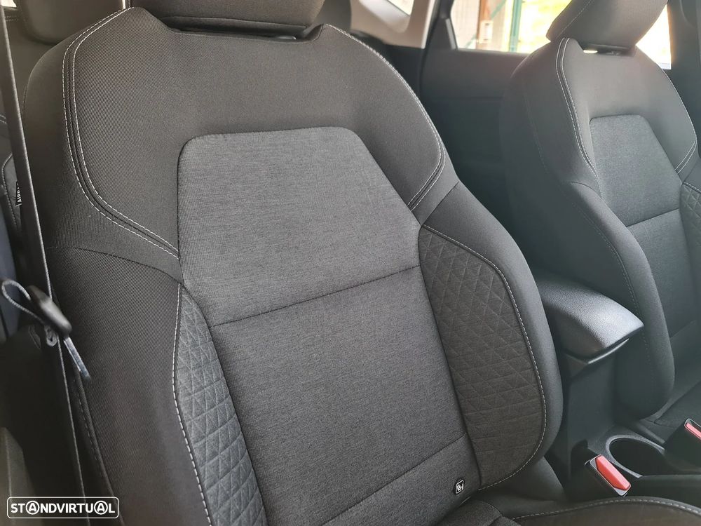 Renault Captur 1.0 TCe Equilibre Bi-Fuel - 38