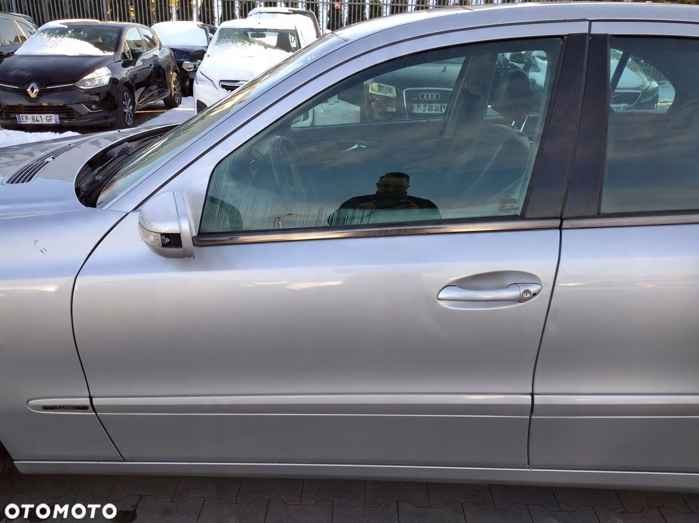 MERCEDES E-KLASA W211 DRZWI PRZÓD LEWE C744 - 3