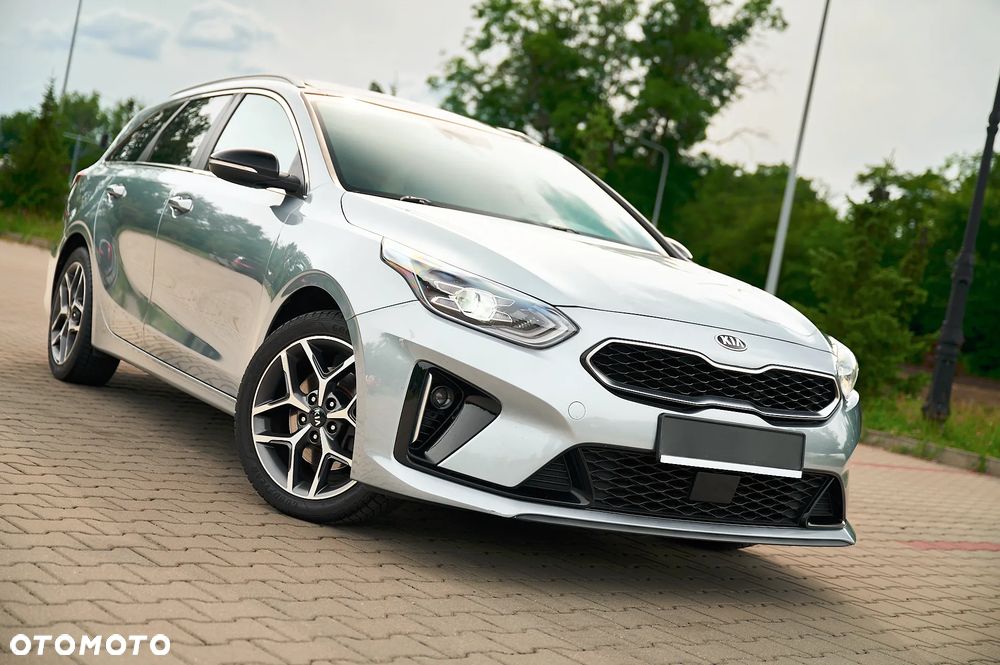 Kia Ceed 1.4 T-GDI DCT OPF GT Line - 2