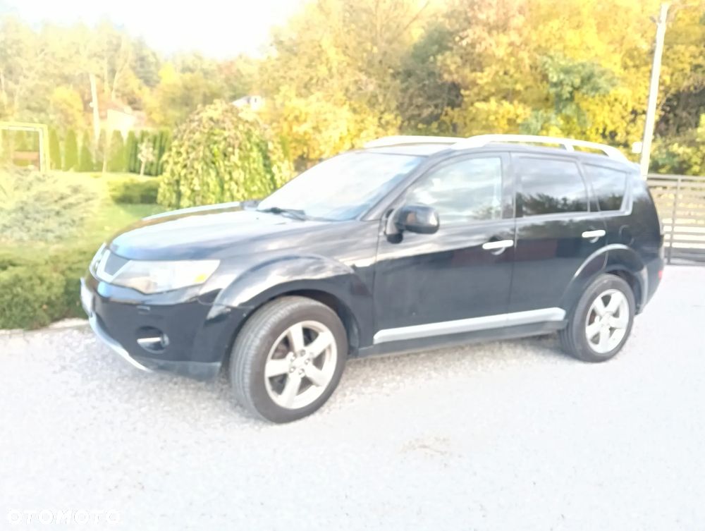 Mitsubishi Outlander 2.0 DID Instyle - 9