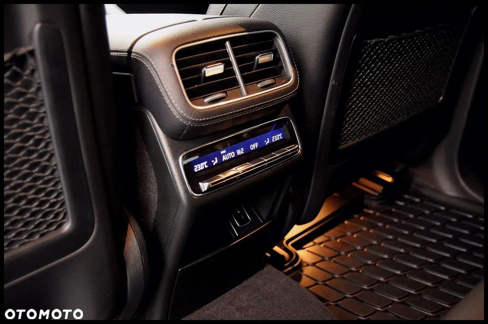 Mercedes-Benz GLE 400 d 4-Matic Premium Plus - 32